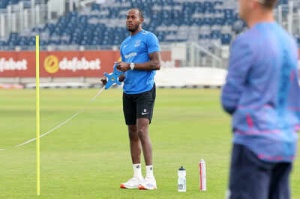 Archer's England Return: Hussain Urges Caution Despite Test Squad Inclusion