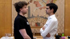 Anish Giri Defends Hans Niemann, Cites Lack of Evidence in Cheating Scandal