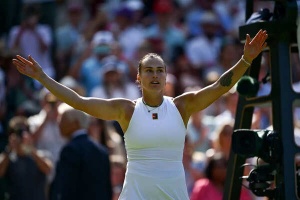 Wimbledon 2025: Alcaraz, Sabalenka, Fritz & Anisimova Advance to Semifinals