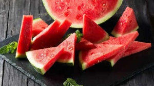 Watermelon Overload: Potential Health Risks and Recommended Intake
OR
Beyond Refreshment: Unveiling the Hidden Risks of Excessive Watermelon Consumption
OR
Watermelon: How Much Is Too Much? Potential Side Effects You Need to Know