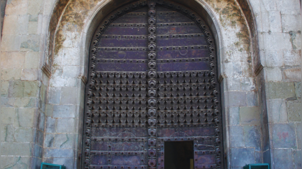 Exterior shot of the historic Shaniwar Wada fort in Pune