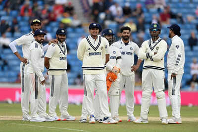 Indian team strategizing on the field