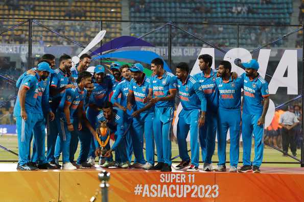 India celebrates their Asia Cup 2023 victory.