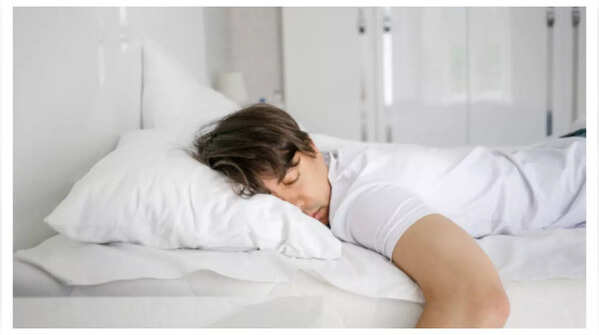 Sleep and stress management: Crucial factors for overall well-being and weight loss.