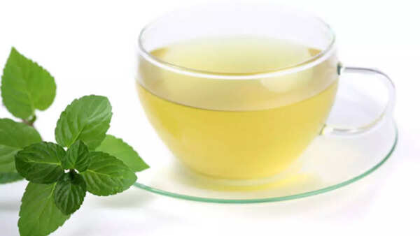 Refreshing peppermint tea